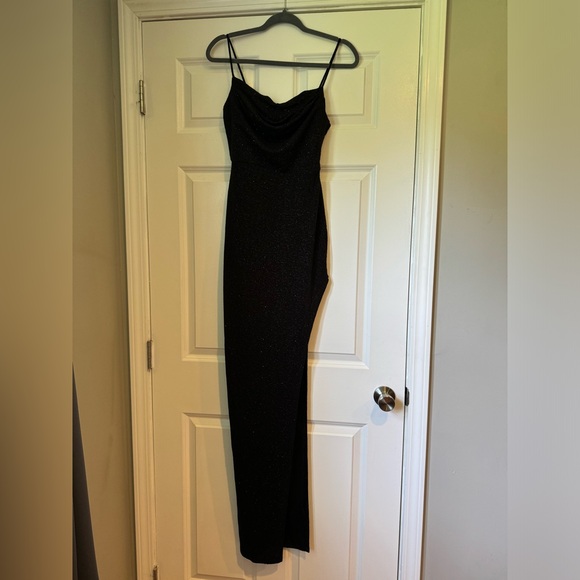 Windsor Black Formal Dress w/ Sparkles - Picture 3 of 5